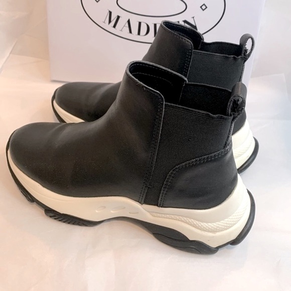 Steve Madden Black Vegan Leather MEDIA Sz 9 Women’s - Picture 3 of 13